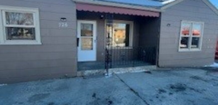 726 Grand Ave
