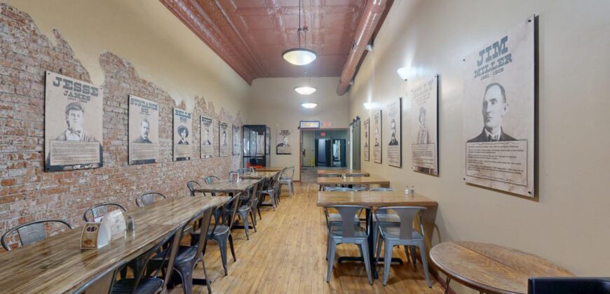 316 and 318 N Center Ave