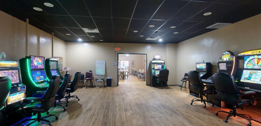 316 and 318 N Center Ave