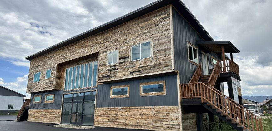 77260 Gallatin Rd, Gallatin Gateway