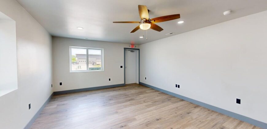 3734 Cresent Lake Rd, Unit 4