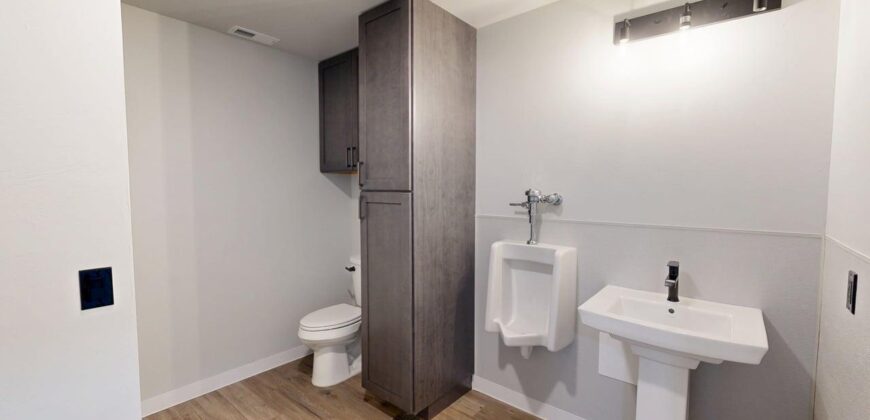 3734 Cresent Lake Rd, Unit 4