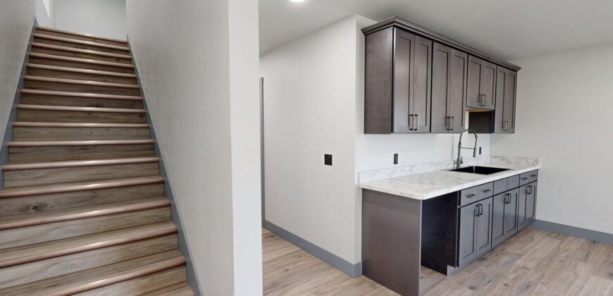 3734 Cresent Lake Rd, Unit 4