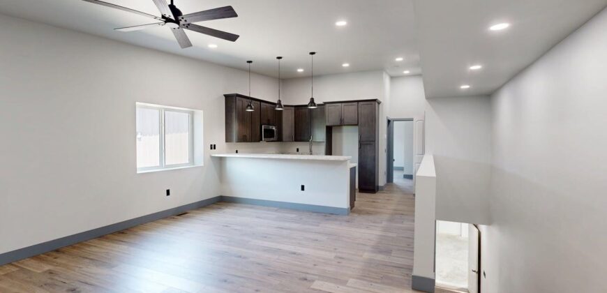 3734 Cresent Lake Rd, Unit 4