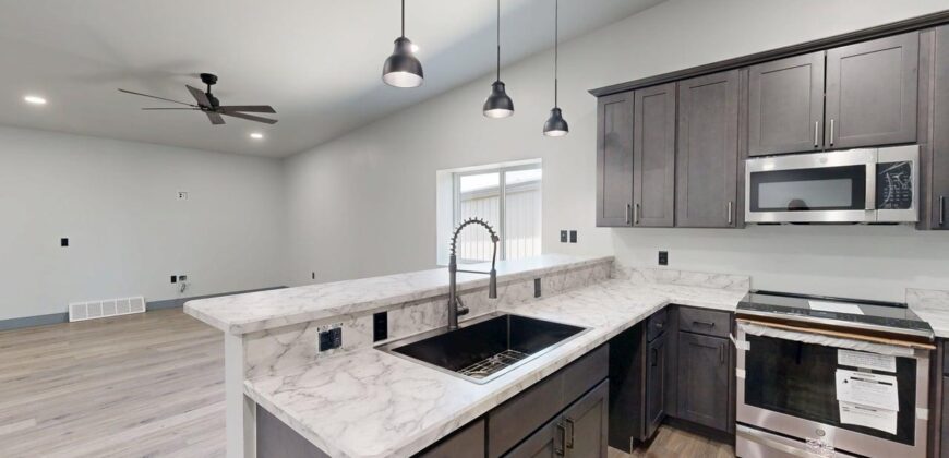 3734 Cresent Lake Rd, Unit 4