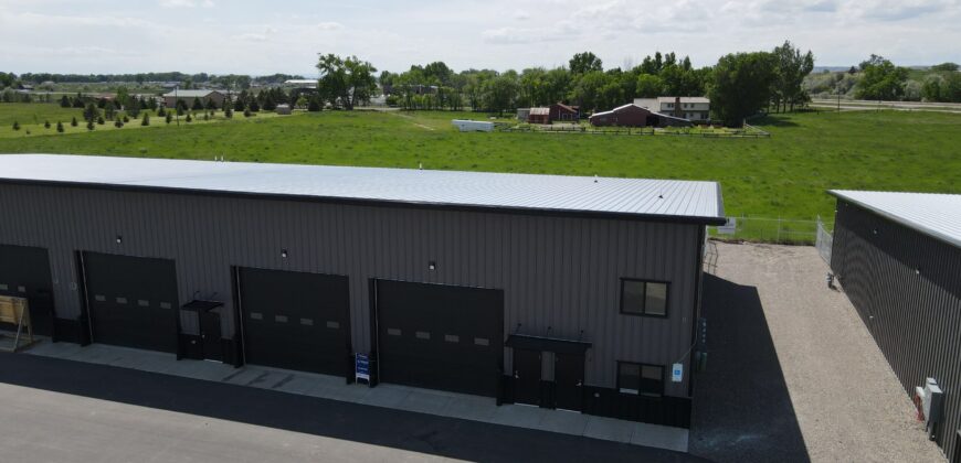 3734 Cresent Lake Rd, Unit 4