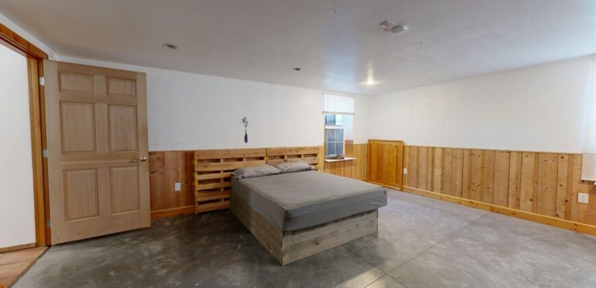 77300 Gallatin Rd, Gallatin Gateway