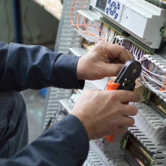 OWNER-OPERATED ELECTRICAL BUSINESS W/ REAL ESTATE