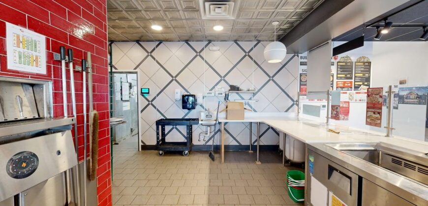 101 S 1st Ave – Laurel