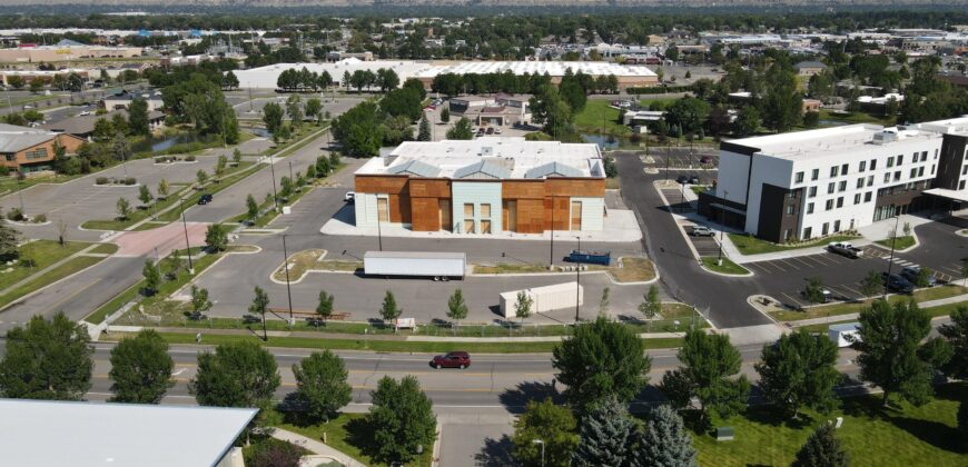 2255 Overland Ave & 1080 Creekside