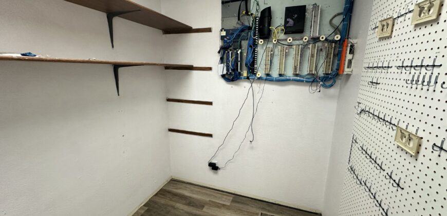 2108 – 2116 Broadwater Ave, Ste 101C