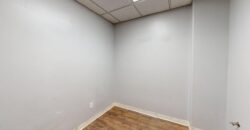 105 E Main St, Laurel