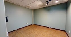 105 E Main St, Laurel