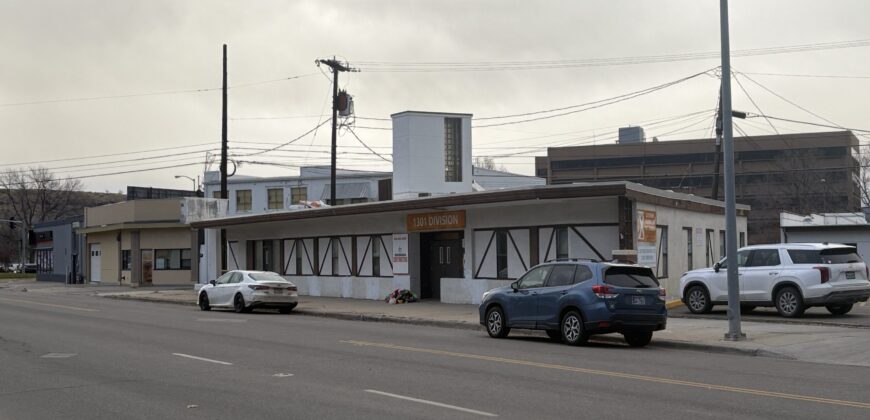 1301 Division St