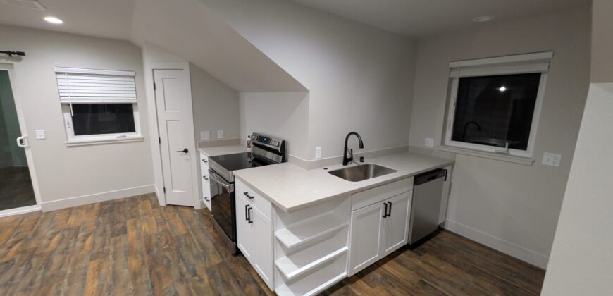 6891 Grand Ave, WORK LIVE/OFFICE