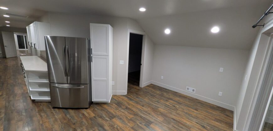 6891 Grand Ave, WORK LIVE/OFFICE