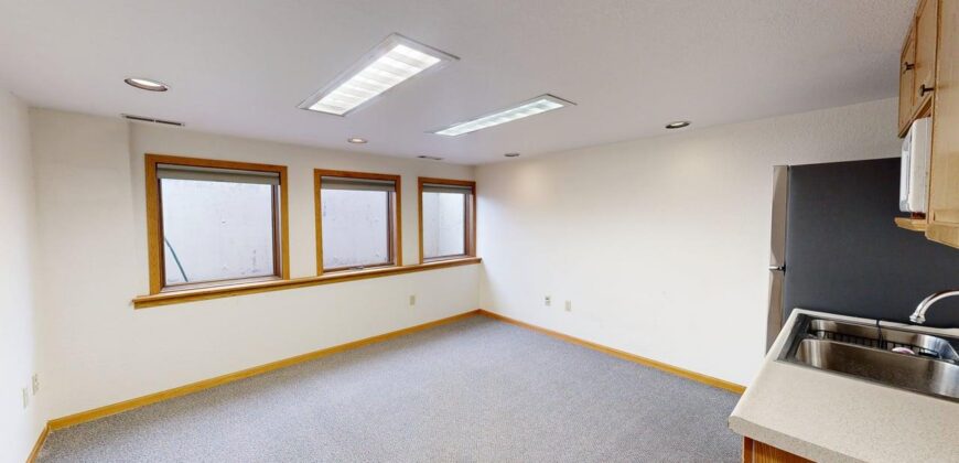 645 Grand Ave
