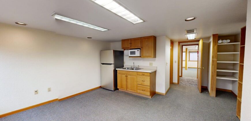 645 Grand Ave