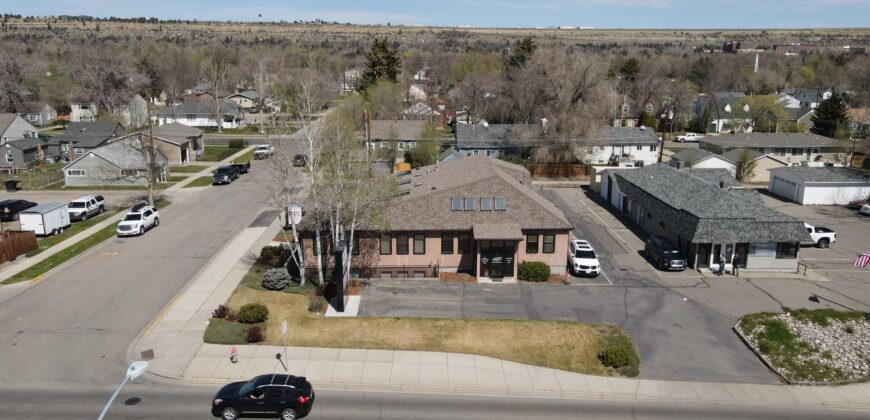 645 Grand Ave