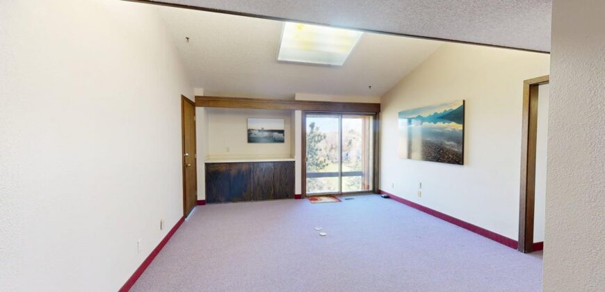 11 E Airport Rd