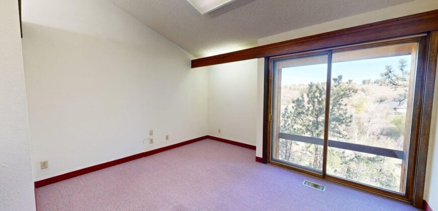 11 E Airport Rd
