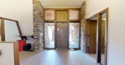 11 E Airport Rd