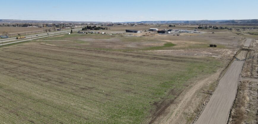 8522 S Frontage Rd – 2.11 AC